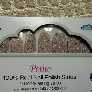 Color Street - Tiny & Shiny